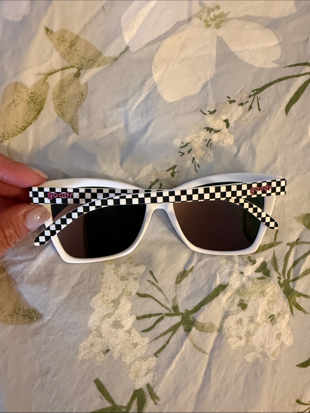 Checkerboard Frame Sunglasses with Pink-Orange Mirrored Lenses - Picture 2 of 2